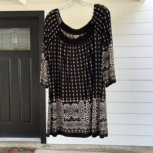 Womens plus sized tunic